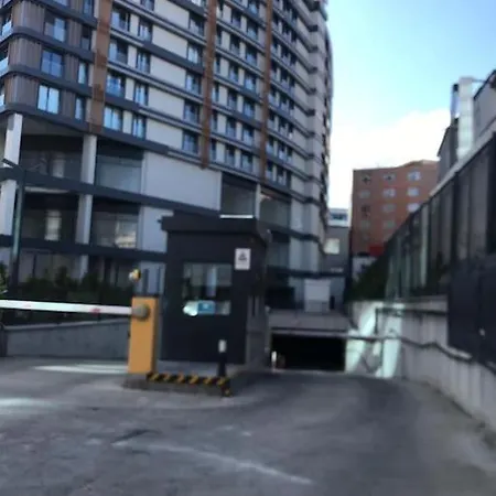 Lejlighed Guvenlikli Plazada Huzurlu Yasam Alani