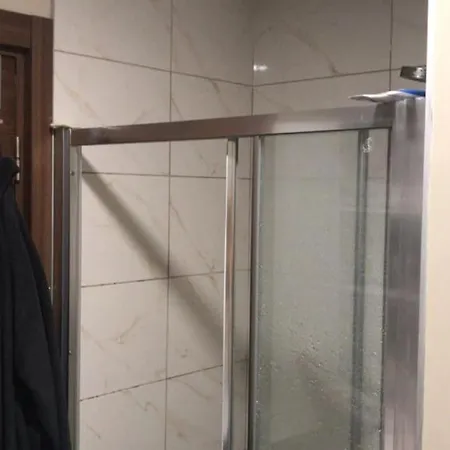 Guvenlikli Plazada Huzurlu Yasam Alani Lejlighed