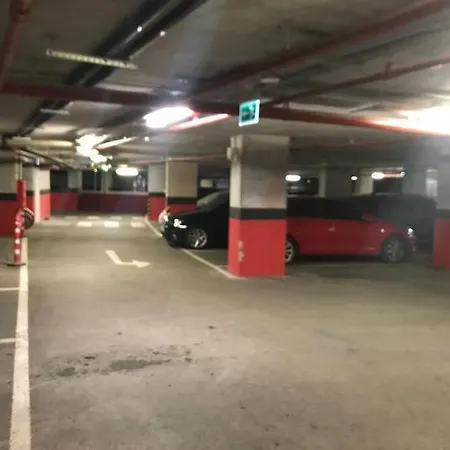 Guvenlikli Plazada Huzurlu Yasam Alani * 伊斯坦布尔